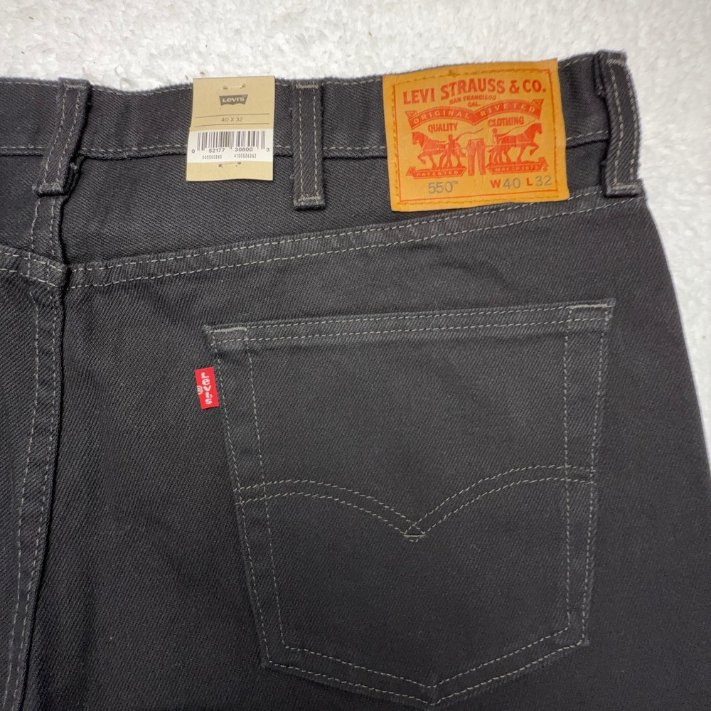 Levis 550 Relaxed Fit Jeans Mens 40x32 Black Denim 00550-0260 NWT